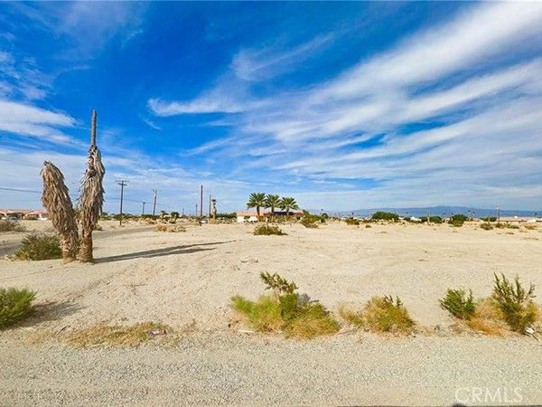 1326 Nile Drive, Thermal, CA 92274