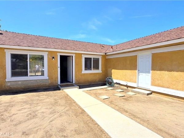 1546 Clock Avenue, Redlands, CA 92374