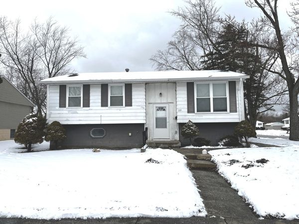 335 E Mulberry Drive , Glenwood, IL 60425