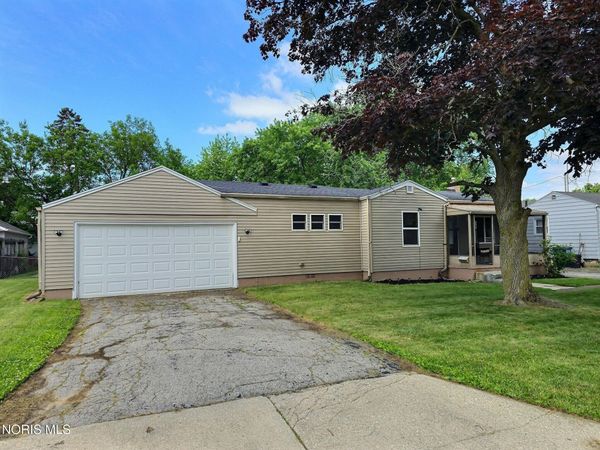 2930 Indianola Drive , Toledo, OH 43614