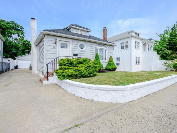 20 Marina Road , Island Park, NY 11558