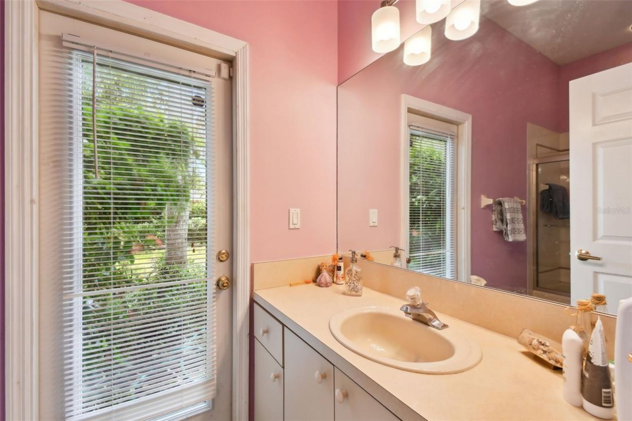 10502 Castleford Way, Tampa, FL 33626 Photo