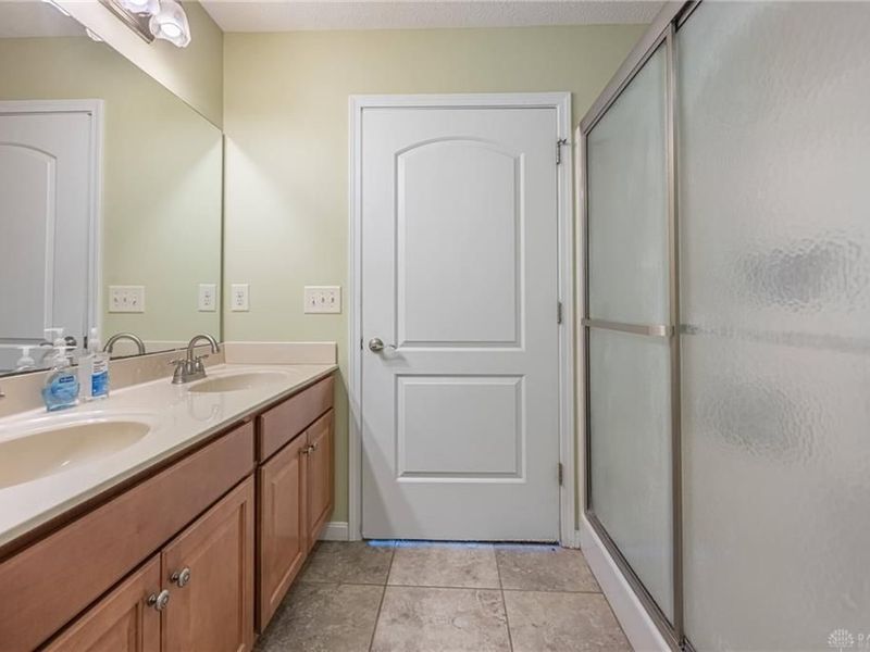 502 Stone Path Court, Carlisle, OH 45005 Photo 17