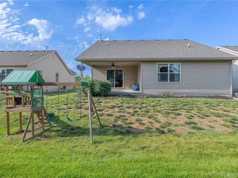 502 Stone Path Court, Carlisle, OH 45005 Photo 30