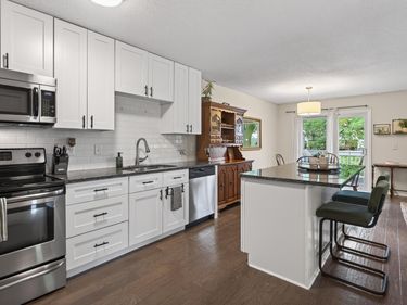 1738 Woodgate Lane, Eagan, MN 55122