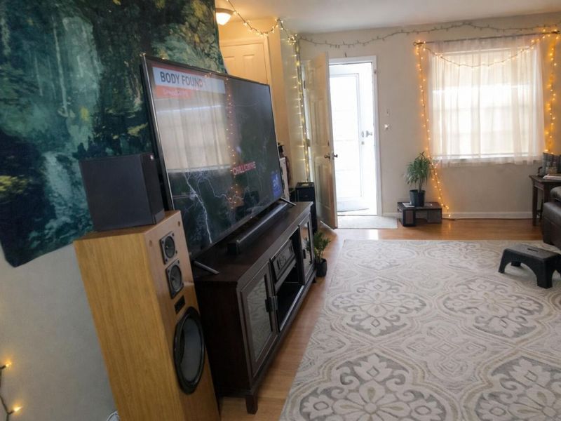 3664-3670 Mccarley Drive S, Columbus, OH 43228 Photo 4