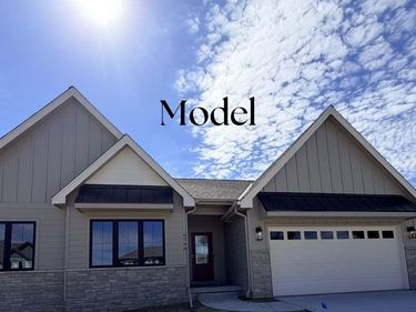 6708 S 200th Avenue, Gretna, NE 68135
