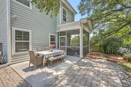 1625 Emmets Road photo 4