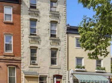 2203 SPRUCE STREET, PHILADELPHIA, PA 19103