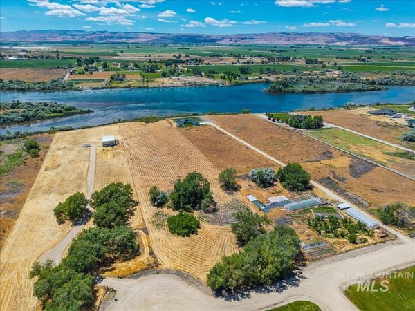 24345 Island Crossing Wy, Wilder, ID 83676