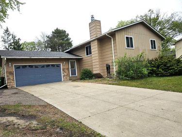 12010 Ilex Street NW, Coon Rapids, MN 55448