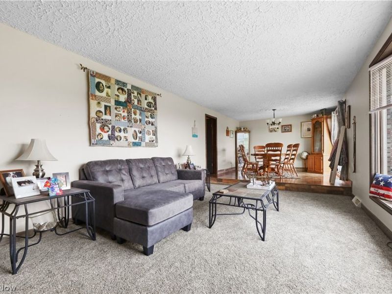 1761 May Road, Mogadore, OH 44260 Photo 5