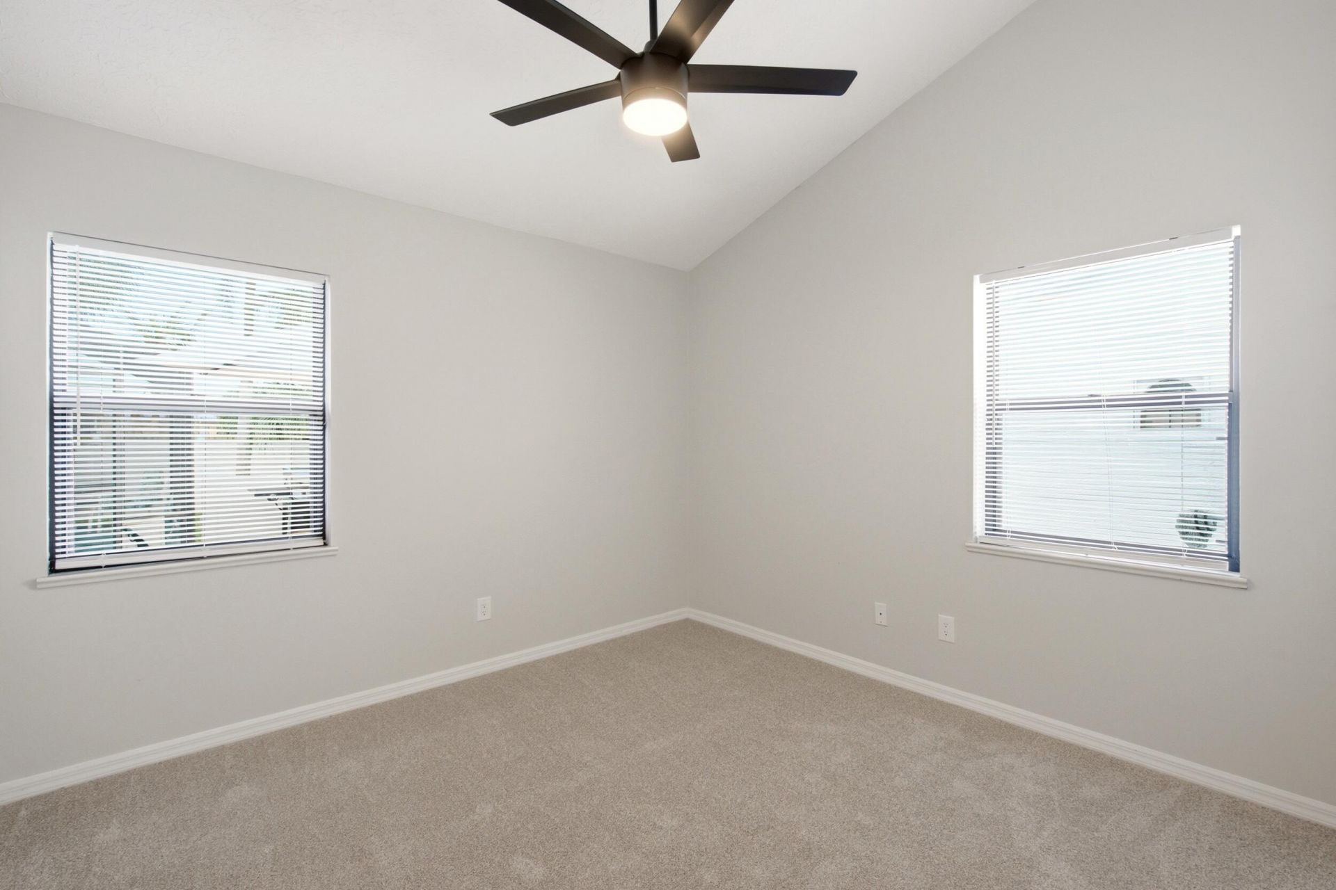 532 SE Majestic Terrace, Port Saint Lucie, FL 34983 Photo