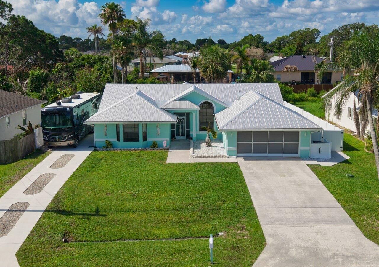 532 SE Majestic Terrace, Port Saint Lucie, FL 34983 Photo