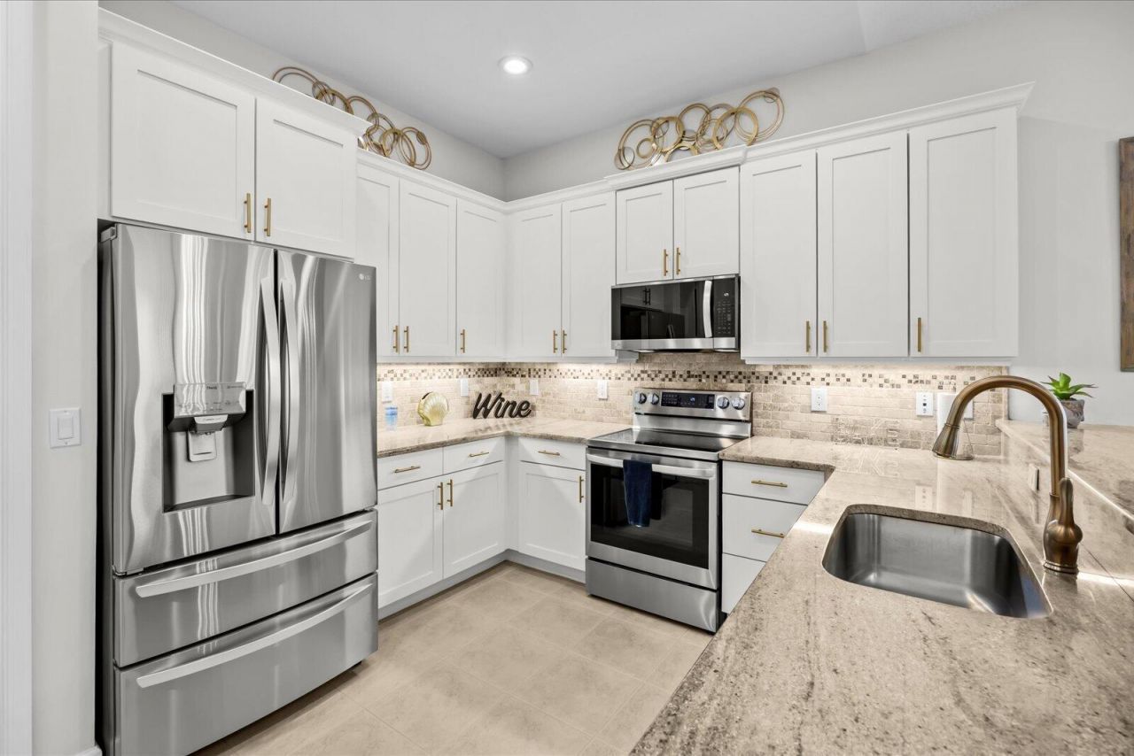 10099 SW Duccio Lane, Port Saint Lucie, FL 34986 Photo
