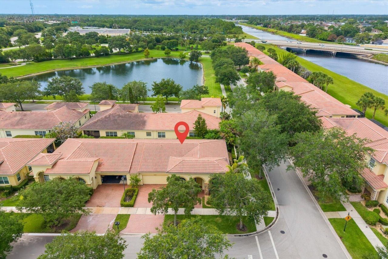 10099 SW Duccio Lane, Port Saint Lucie, FL 34986 Photo