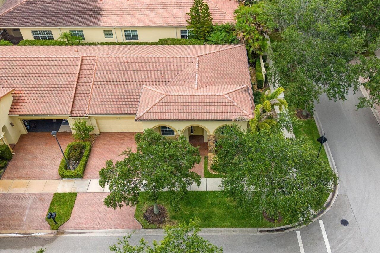 10099 SW Duccio Lane, Port Saint Lucie, FL 34986 Photo
