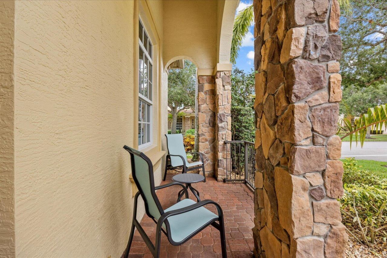 10099 SW Duccio Lane, Port Saint Lucie, FL 34986 Photo