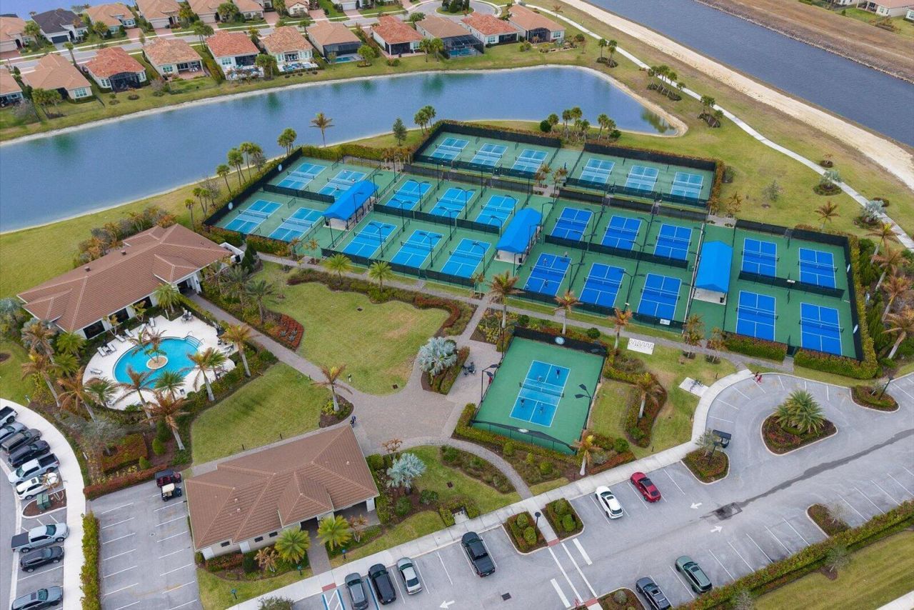10099 SW Duccio Lane, Port Saint Lucie, FL 34986 Photo