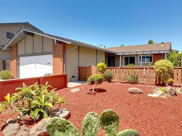 1017 Island Dr, Alameda, CA 94502