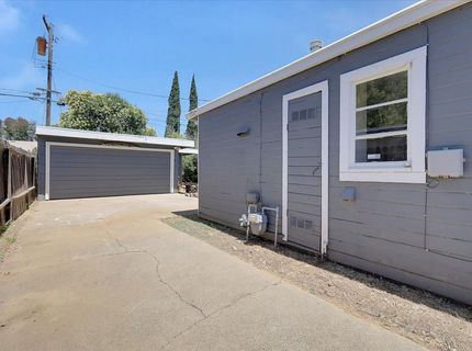 6025 34th Ave, Sacramento, CA 95824 Photo