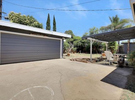 6025 34th Ave, Sacramento, CA 95824 Photo