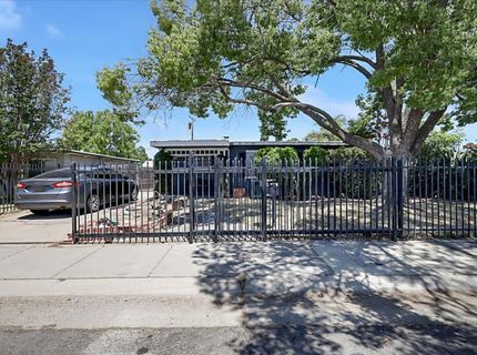 6025 34th Ave, Sacramento, CA 95824 Photo