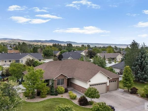 3678 E Clearfield Lane, AMMON, ID 83406