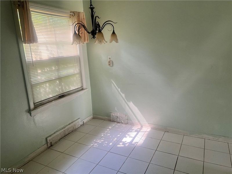3482 Monticello Boulevard , Cleveland Heights, OH 44121 Photo 10