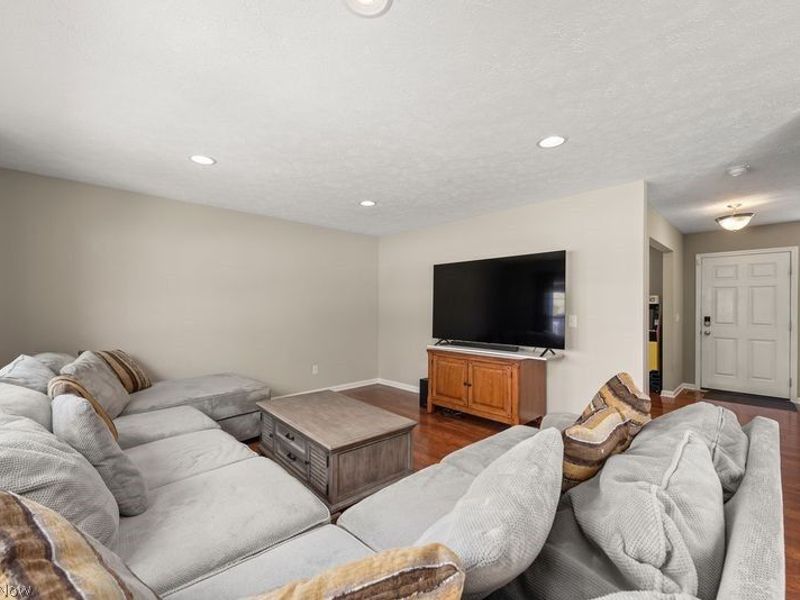37529 Tail Feather Drive, North Ridgeville, OH 44039 Photo 14
