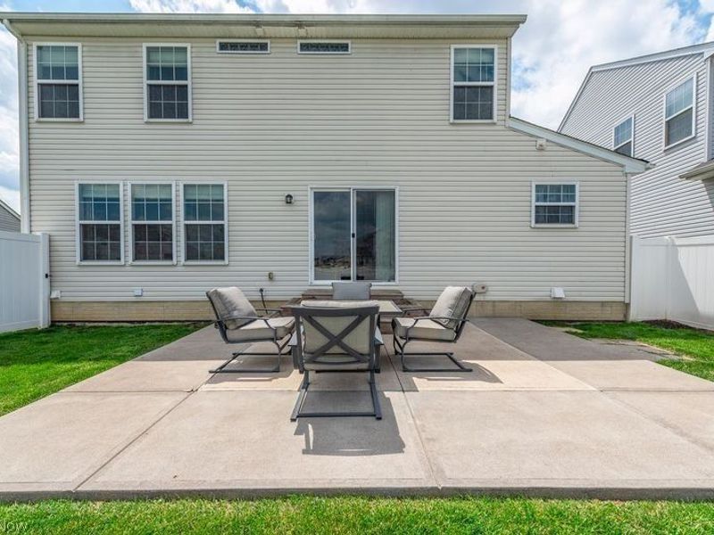 37529 Tail Feather Drive, North Ridgeville, OH 44039 Photo 40