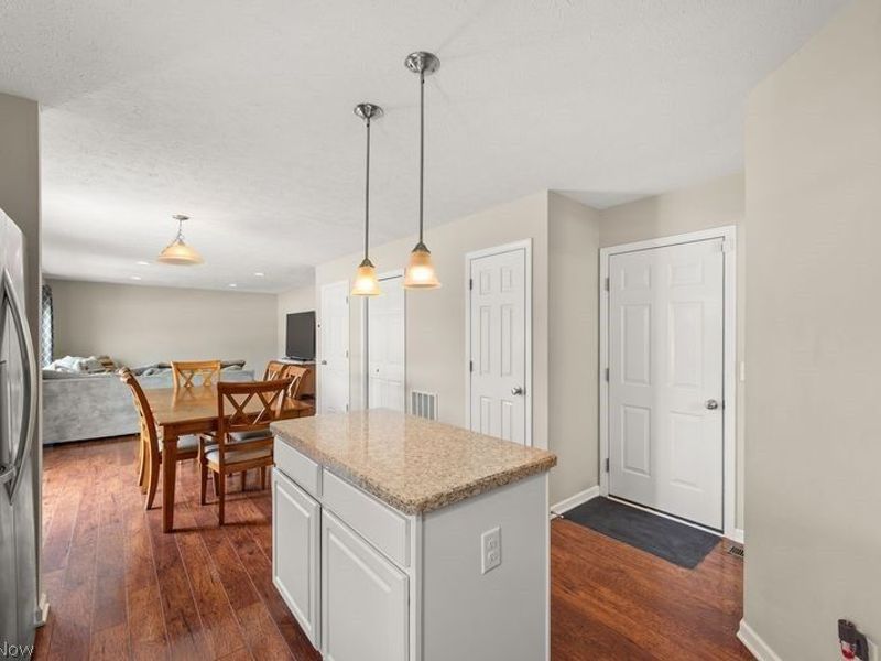 37529 Tail Feather Drive, North Ridgeville, OH 44039 Photo 8