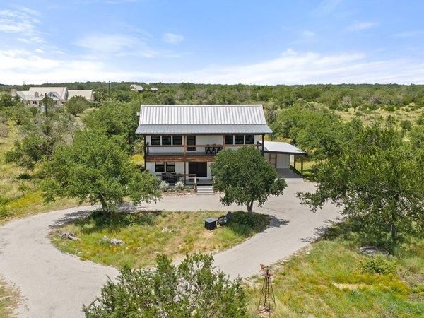 784 River View DR, Johnson City, TX 78636