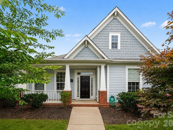 1205 Gainsborough Drive, Matthews, NC 28104