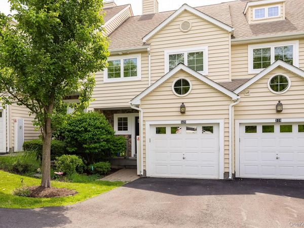 320 Hudson View Terrace, Hyde Park, NY 12538
