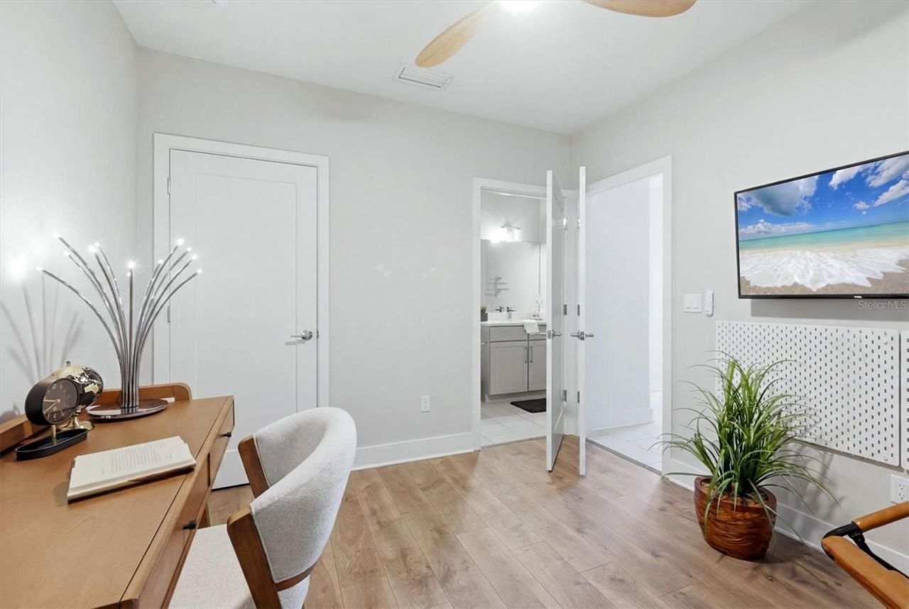 2551 11th Pl N, Saint Petersburg, FL 33713 Photo