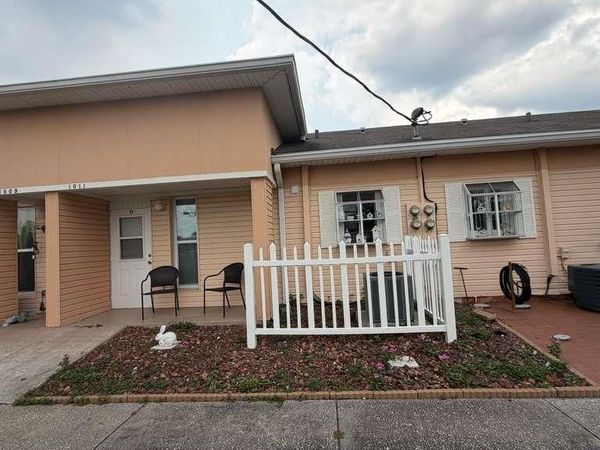 1011 CLUB CIRCLE , LAKE WALES, FL 33854