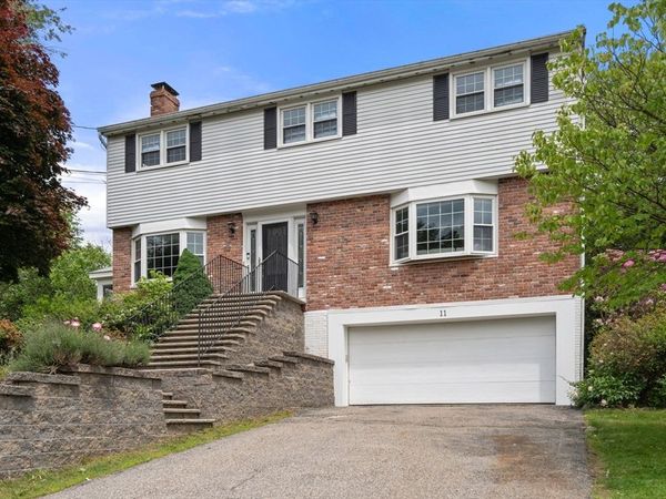 11 Foxhill Rd, Framingham, MA 01701