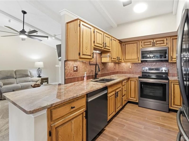 6071 N Quinella Way, Centerville, OH 45459 Photo 17