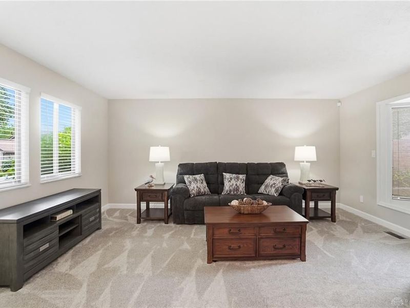 6071 N Quinella Way, Centerville, OH 45459 Photo 7