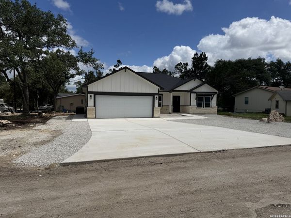 1031 Sunset Park, Spring Branch, TX 78070