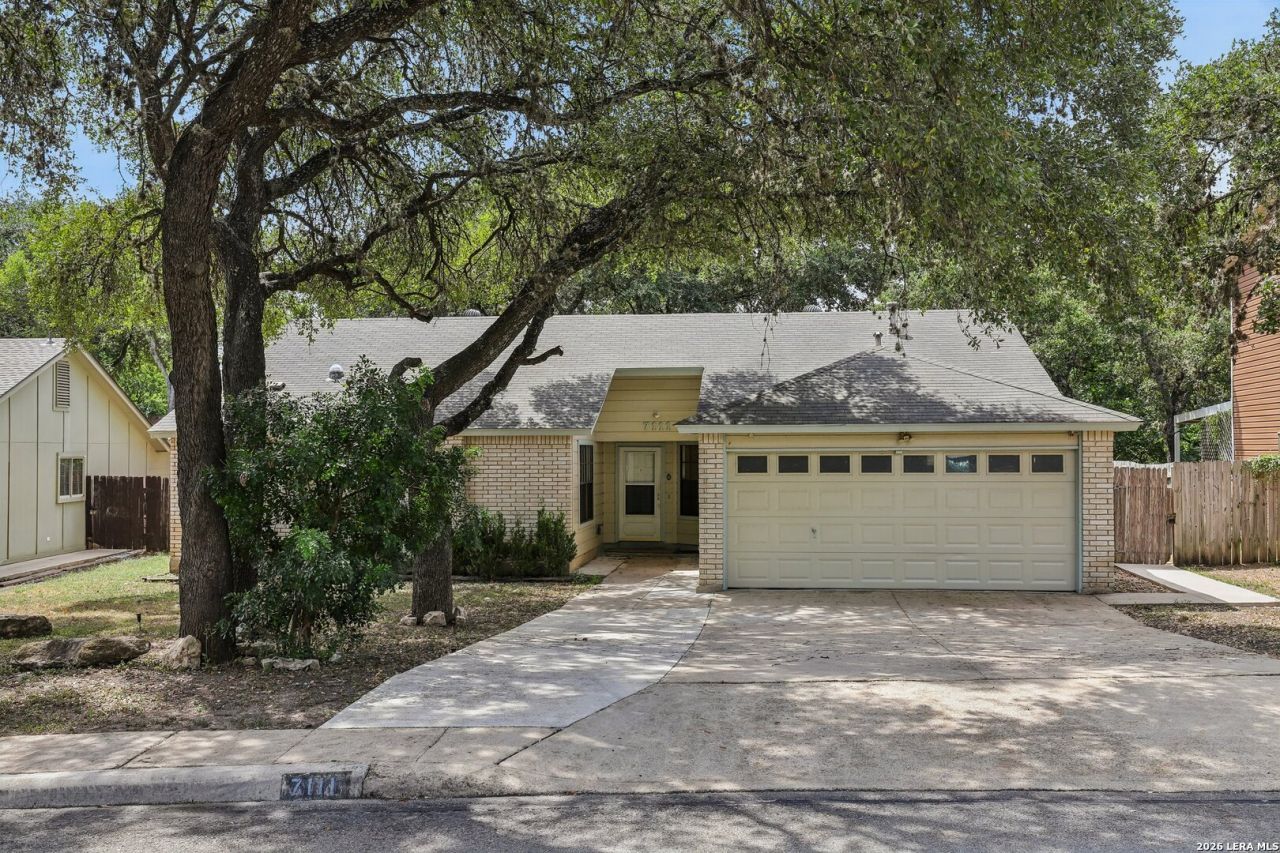 7111 Bart Hollow Dr, San Antonio, TX 78250 Main Photo