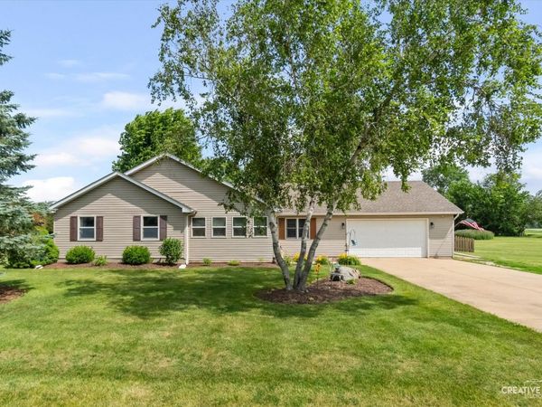 4091 E 2370th Road , Sheridan, IL 60551