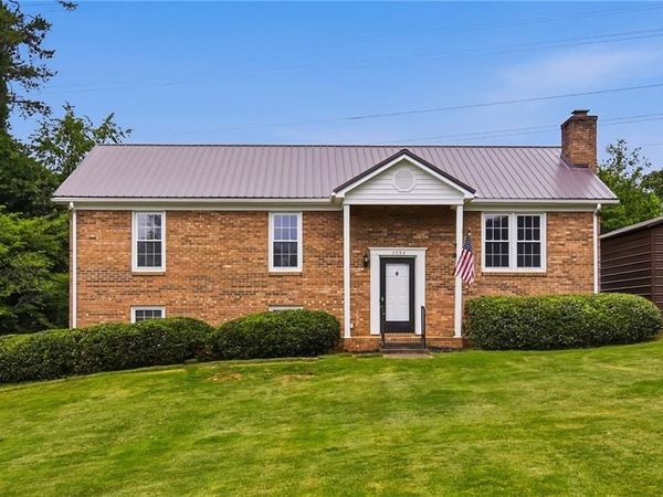 3593 Deerhunter Lane, Tobaccoville, NC 27050