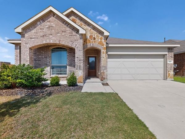3401 Kingsview Drive, Denton, TX 76207