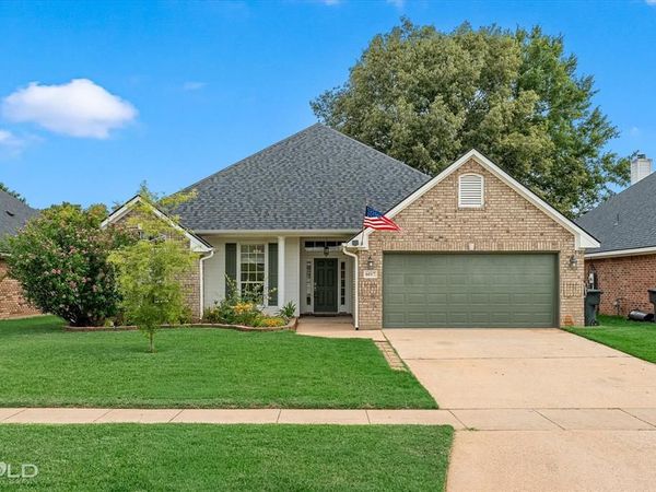 6017 Whitney Drive, Bossier City, LA 71111