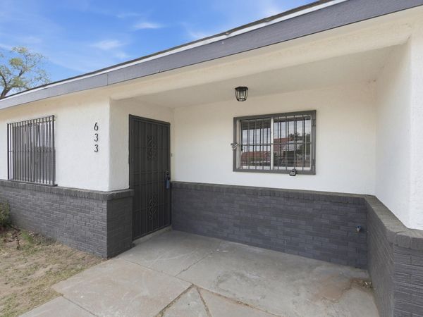 633 Espanola Street SE, Albuquerque, NM 87108