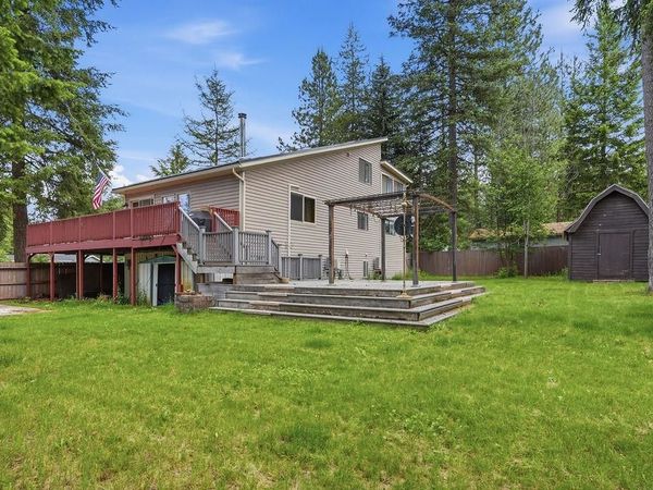 52 Woodard Rd, Newport, WA 99156