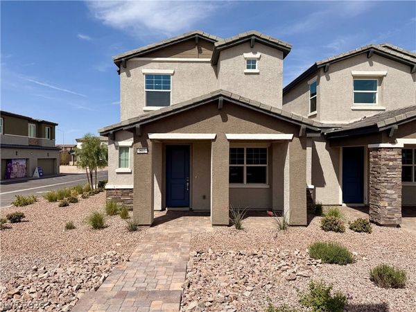 802 Royal Beekman Street , Henderson, NV 89011
