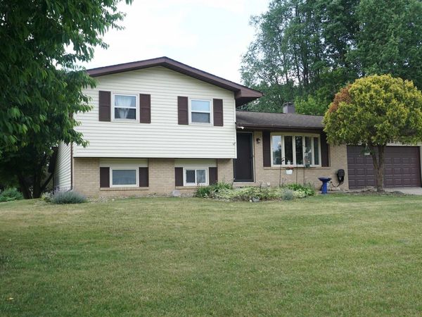 12728 Vicki Lane, Granger, IN 46530